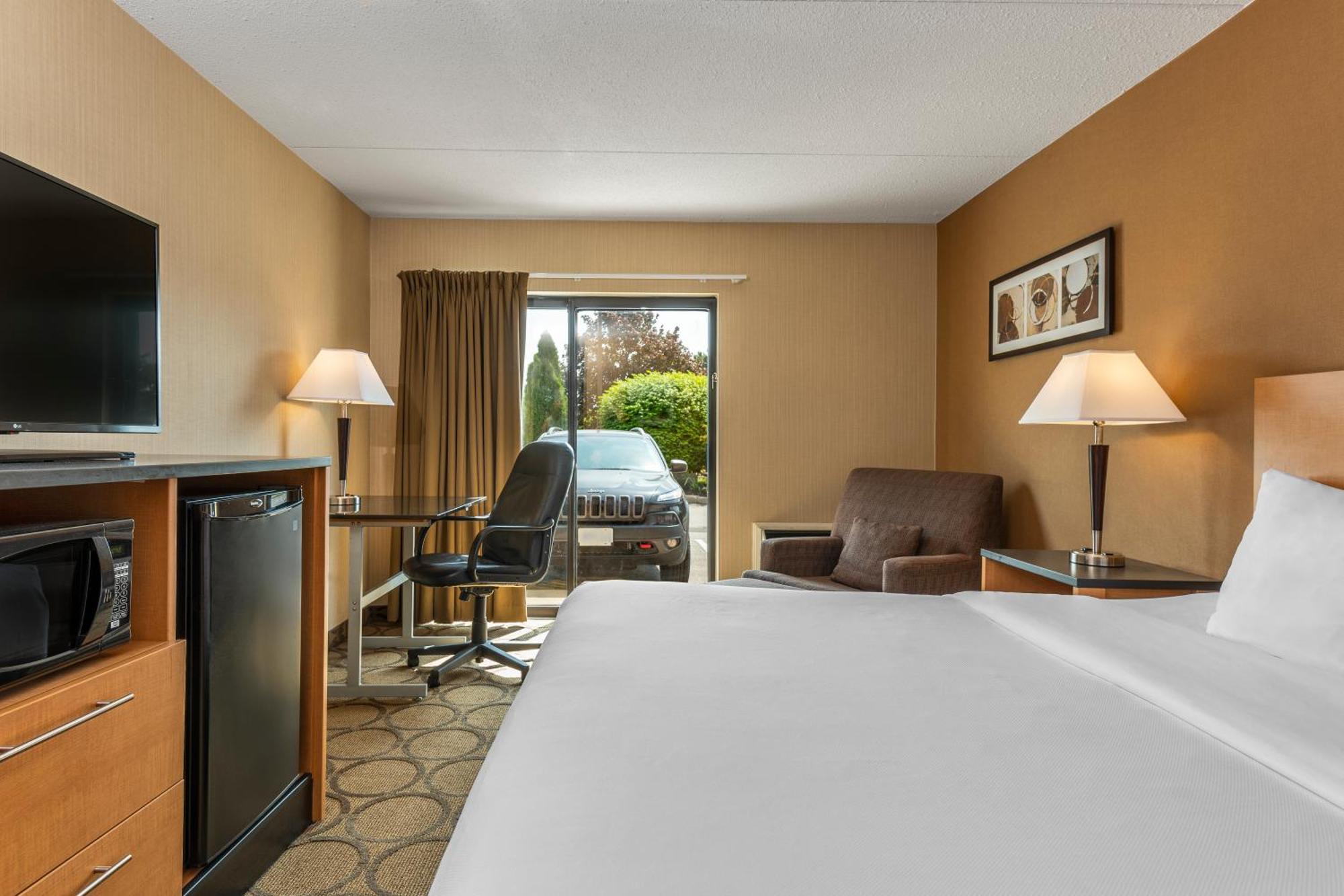 Comfort Inn Swift Current Exterior foto